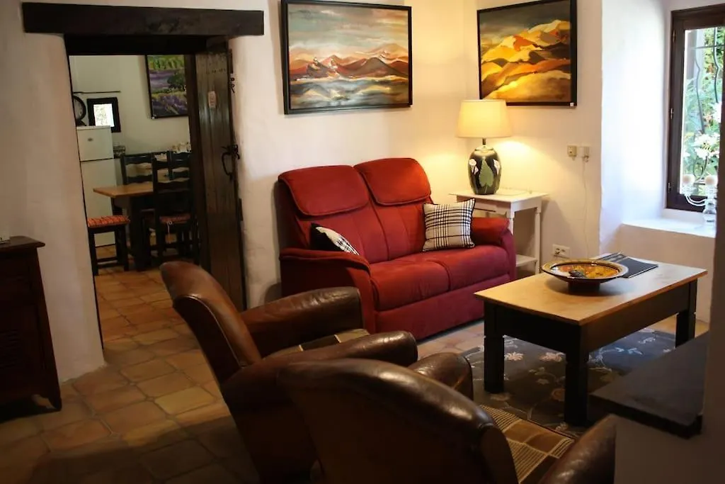 Gite De Tranzy La Baume-de-Transit Holiday home
