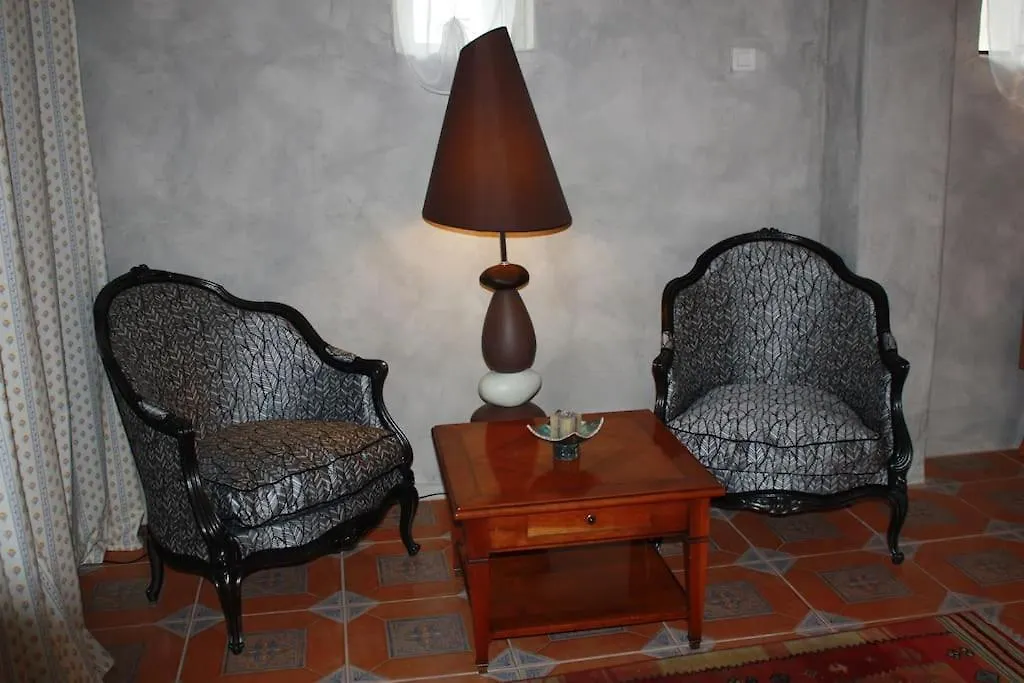 Holiday home Gite De Tranzy La Baume-de-Transit France