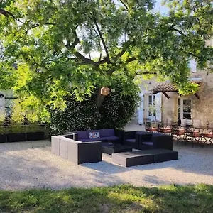 A La La Baume-de-Transit